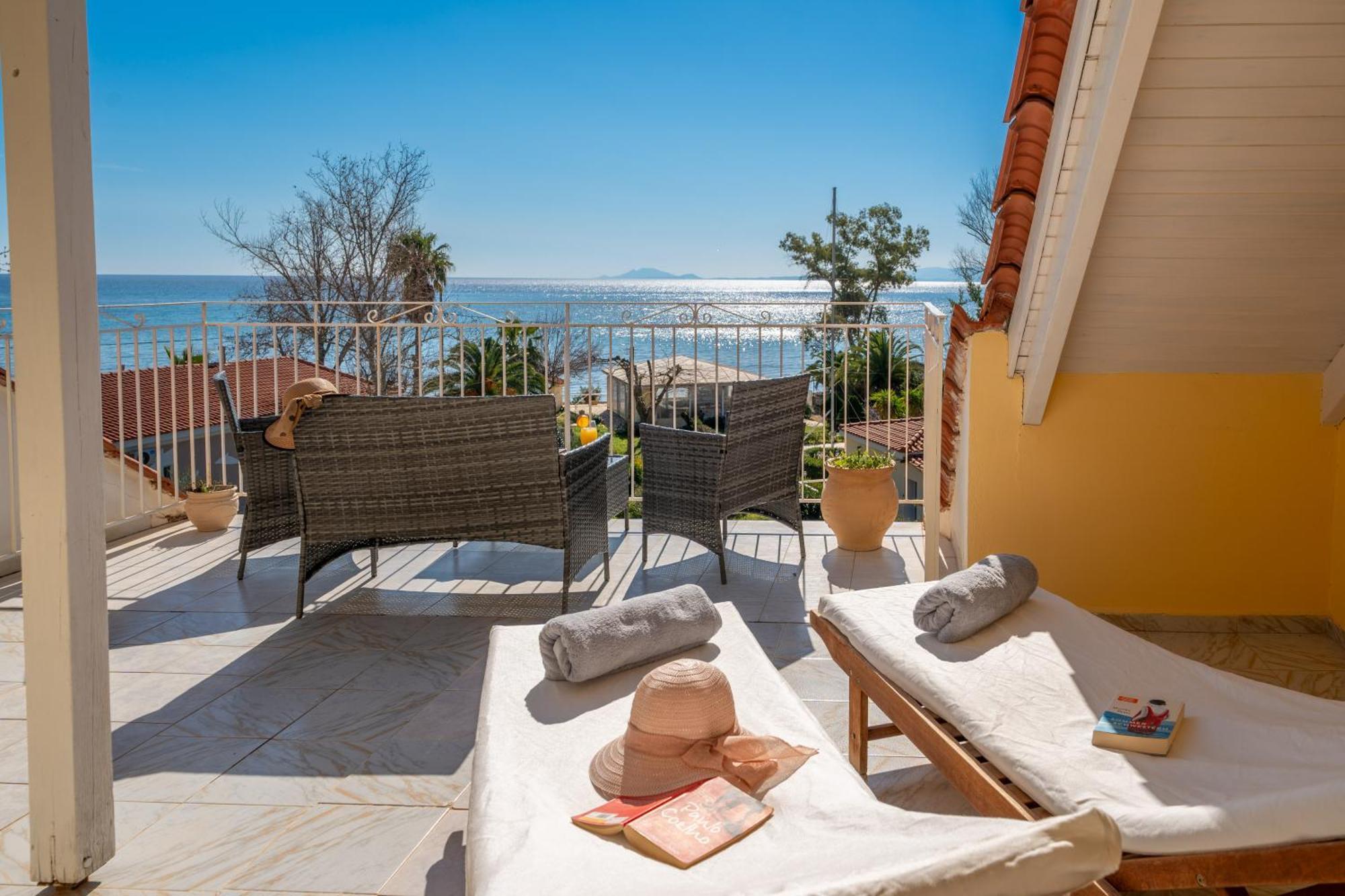 Southbank Seafront Apartments Katelios Exterior photo