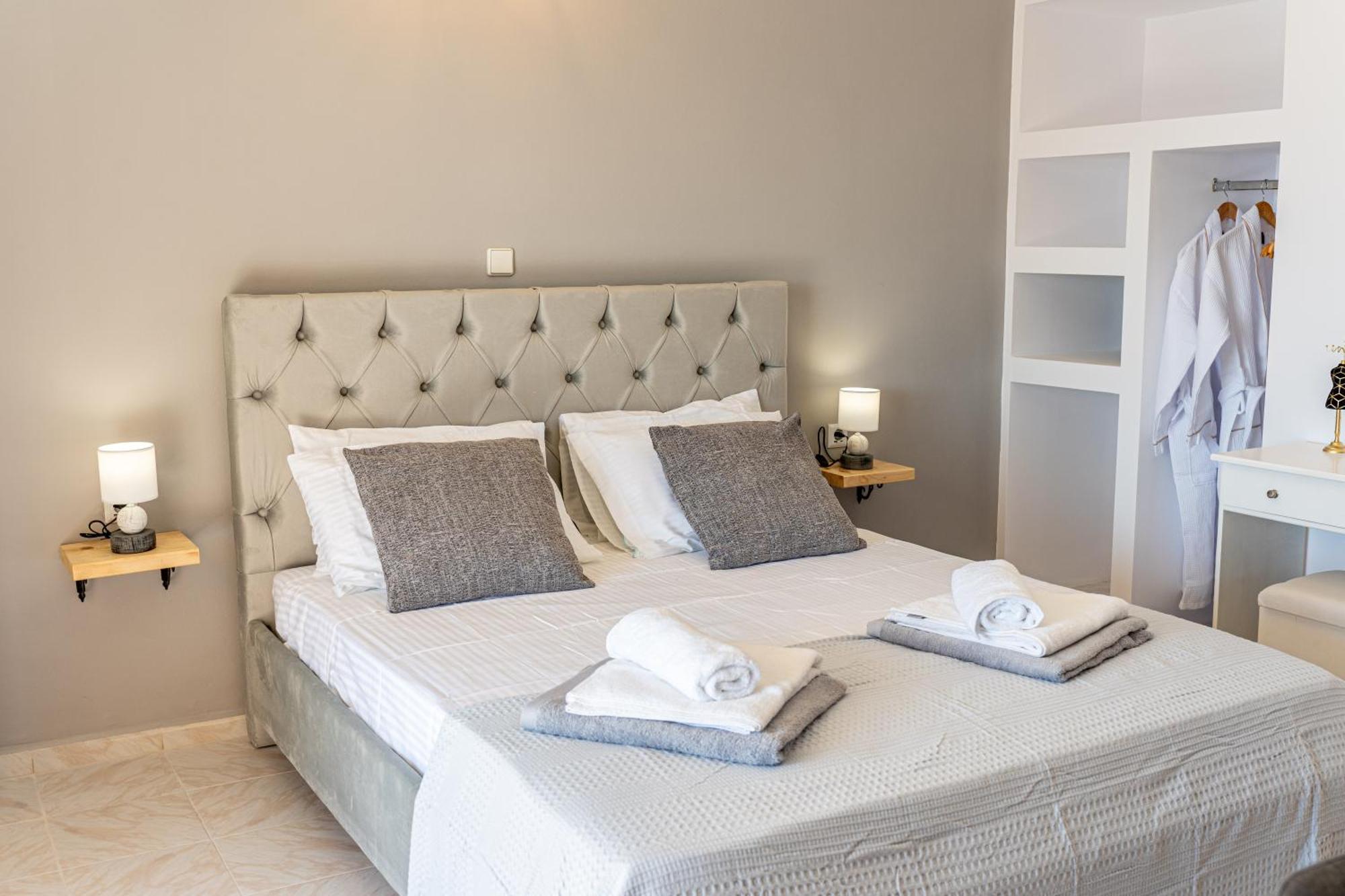 Southbank Seafront Apartments Katelios Exterior photo