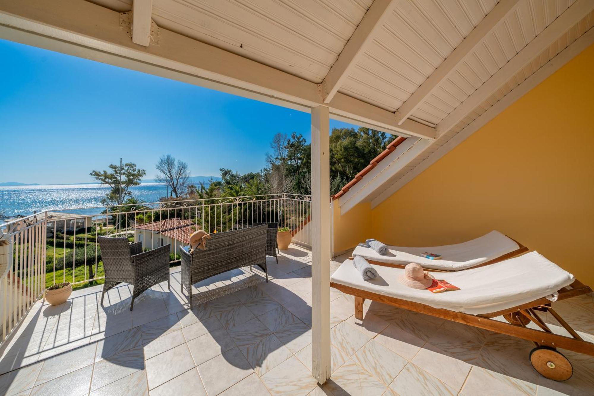 Southbank Seafront Apartments Katelios Exterior photo