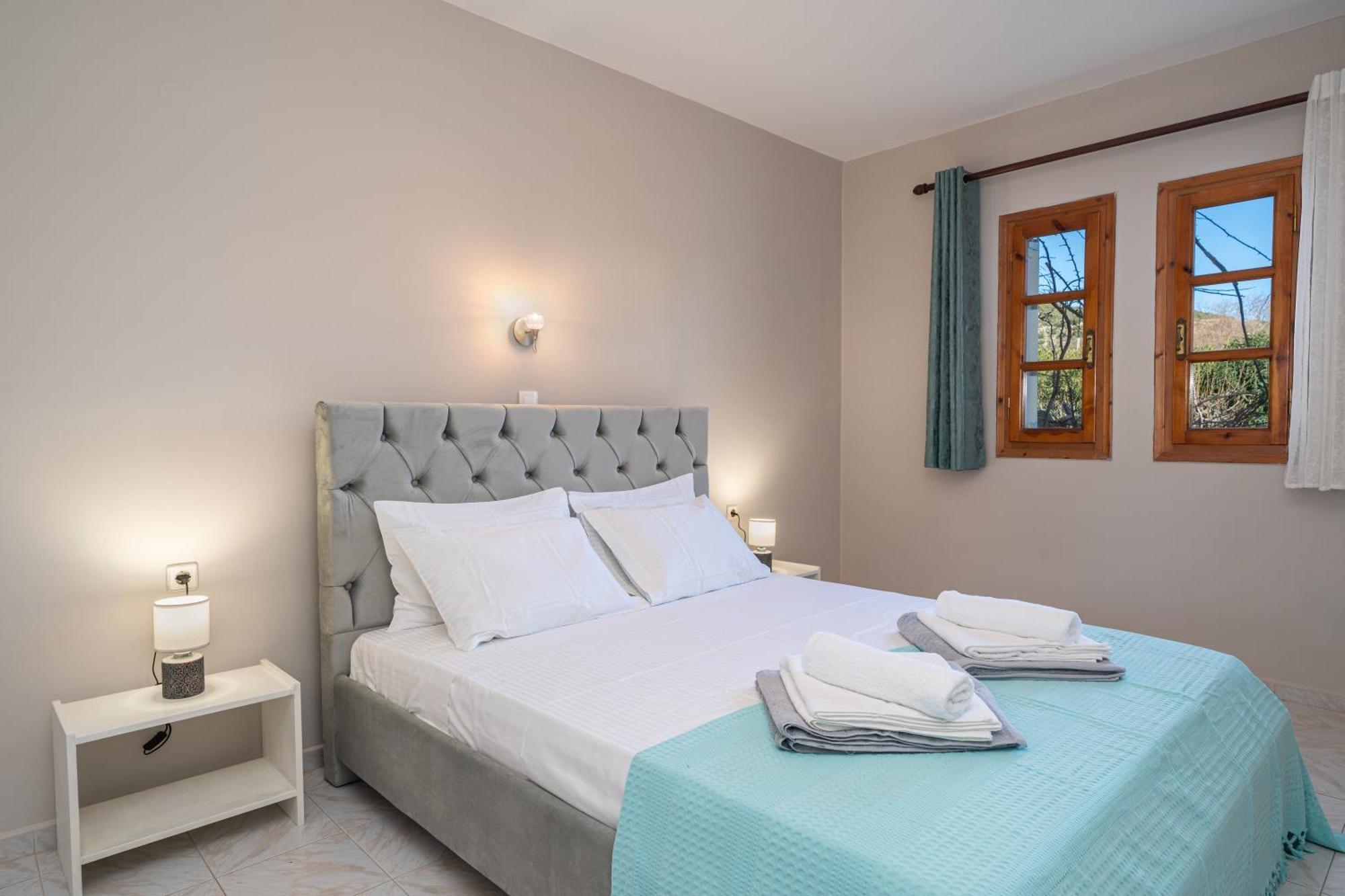 Southbank Seafront Apartments Katelios Exterior photo